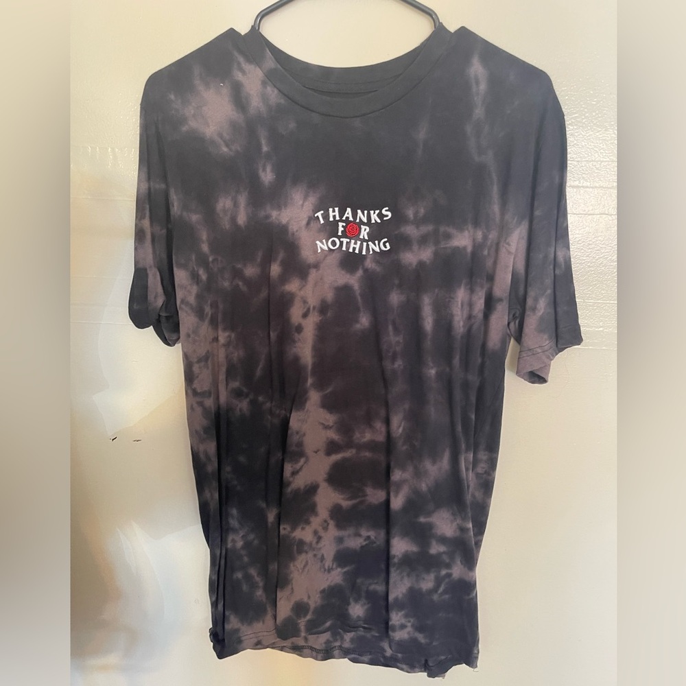 graphic tee